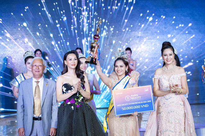 Nữ doanh nhân ngọc hân giành ngôi hoa hậu doanh nhân toàn năng châu á 2019 - 1