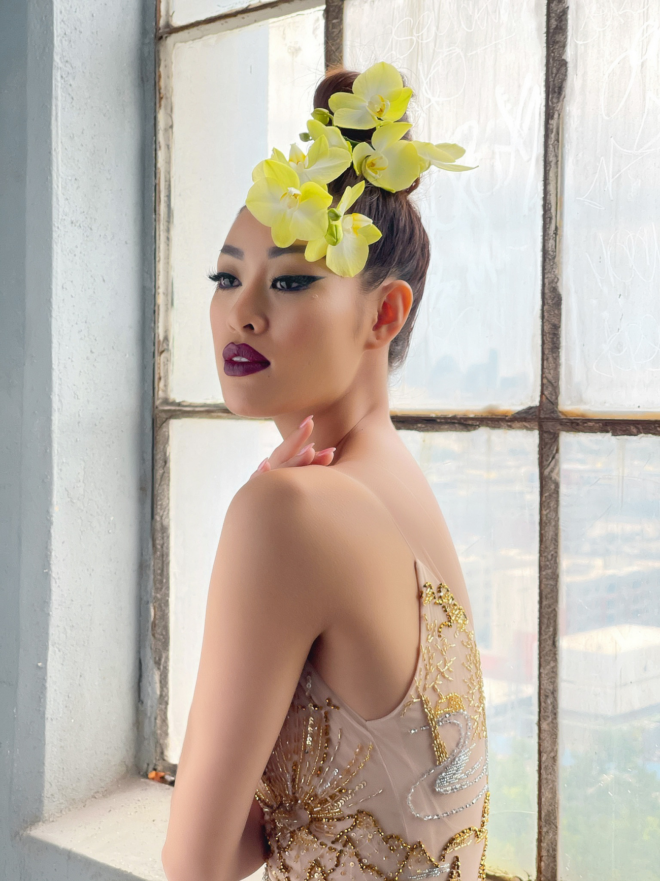 Hoa hậu khánh vân chụp ảnh cùng nhiếp ảnh gia nổi tiếng fadil berisha tại mỹ - 5