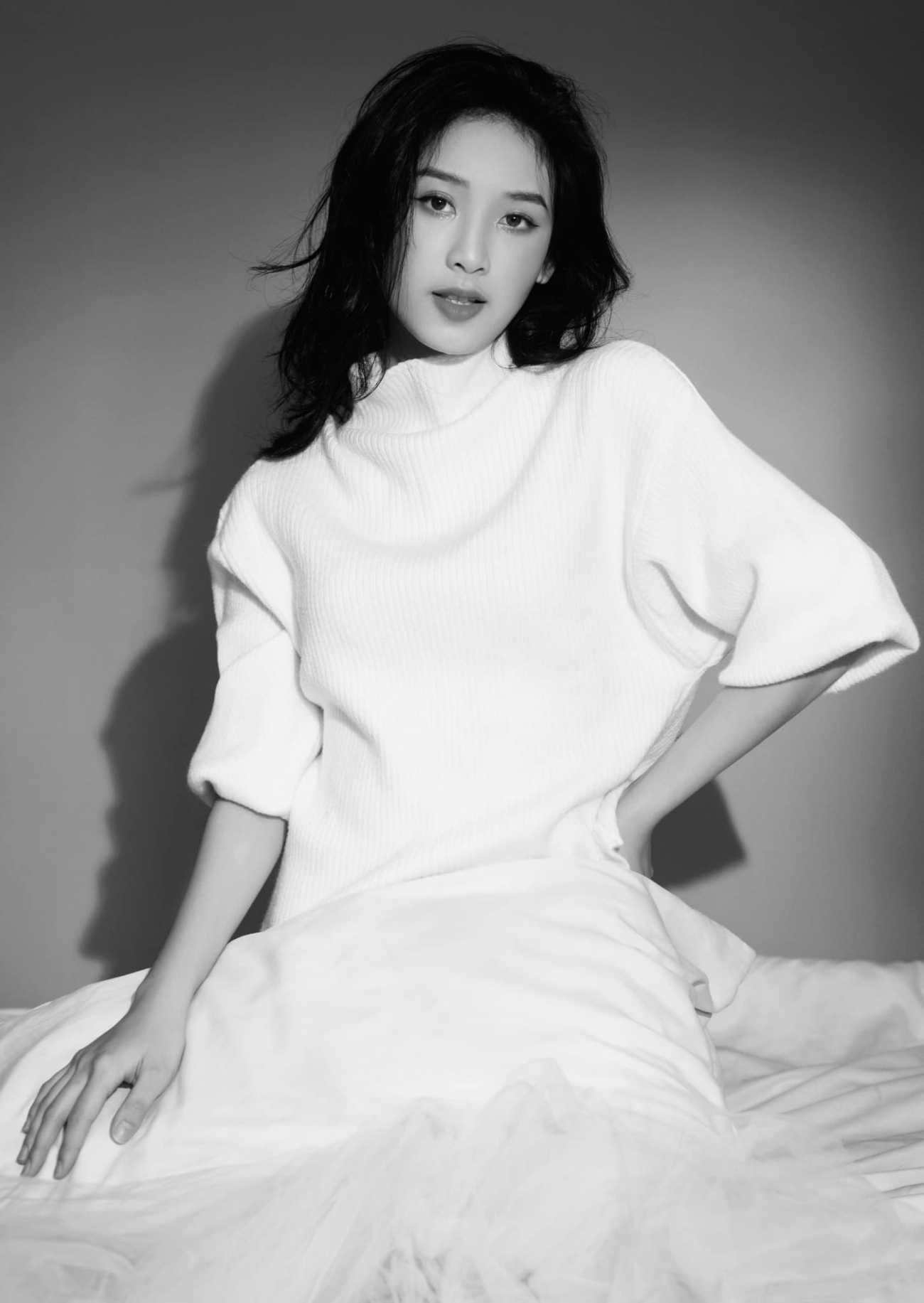 Nữ sinh ĐH Kinh tế quốc dân đẹp dung dị nhưng vẫn cuốn hút