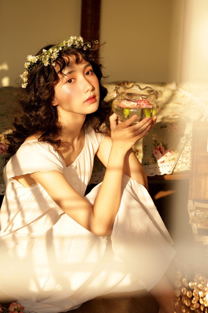 Nữ sinh Ngoại thương đam mê mẫu ảnh, có thành tích học tập ‘khủng’