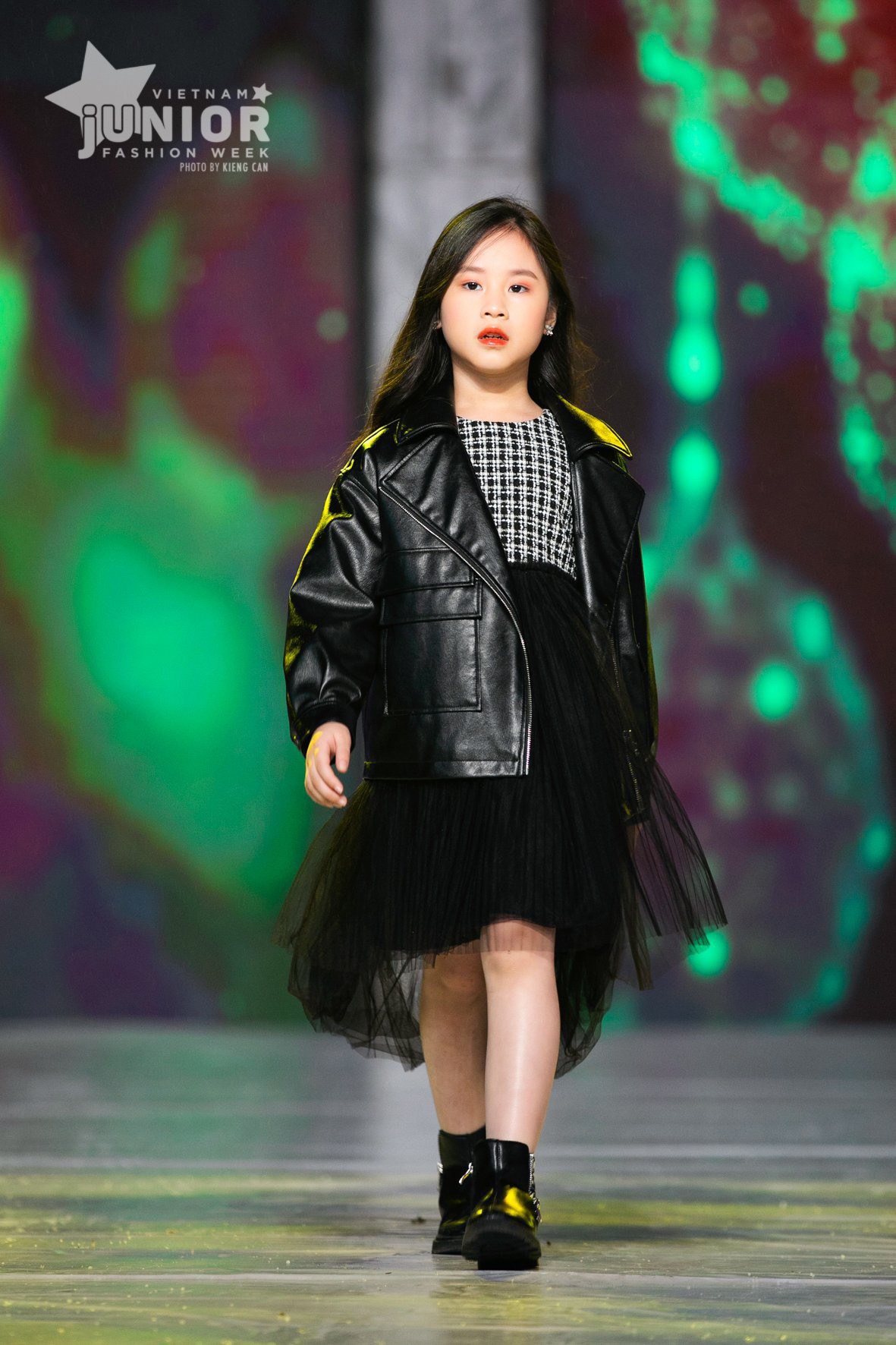 Mẫu nhí xứ Thanh giành giải Nhất cuộc thi ‘Người mẫu trẻ quốc tế 2021’