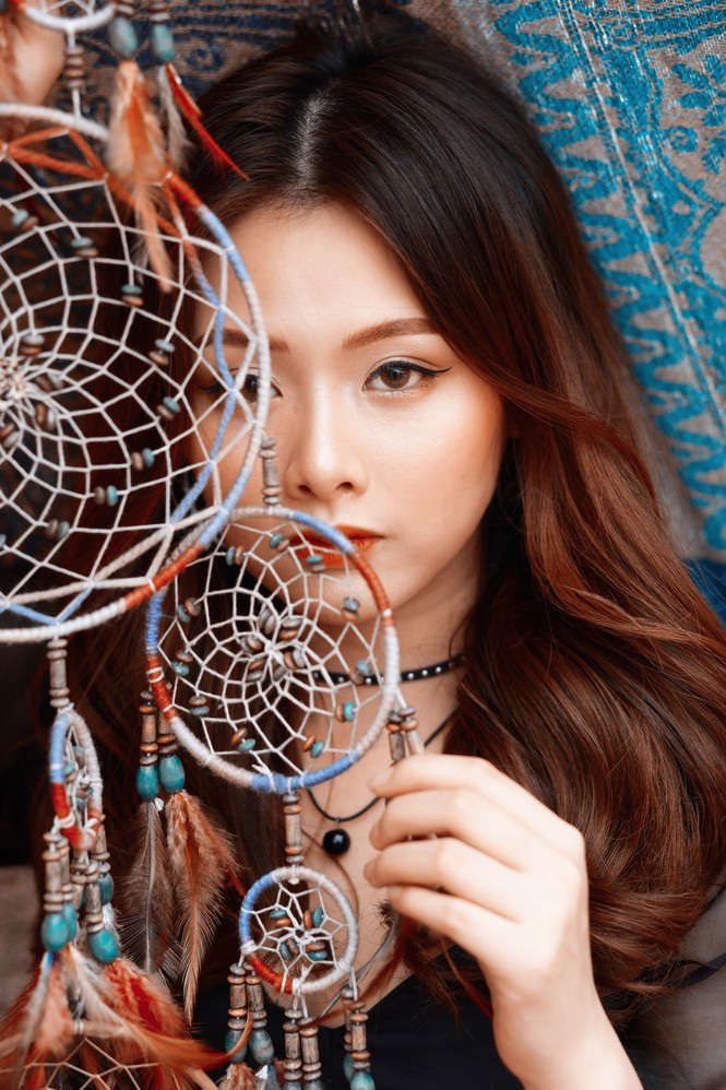 Nữ MC tài năng với niềm đam mê thời trang ngoại cỡ