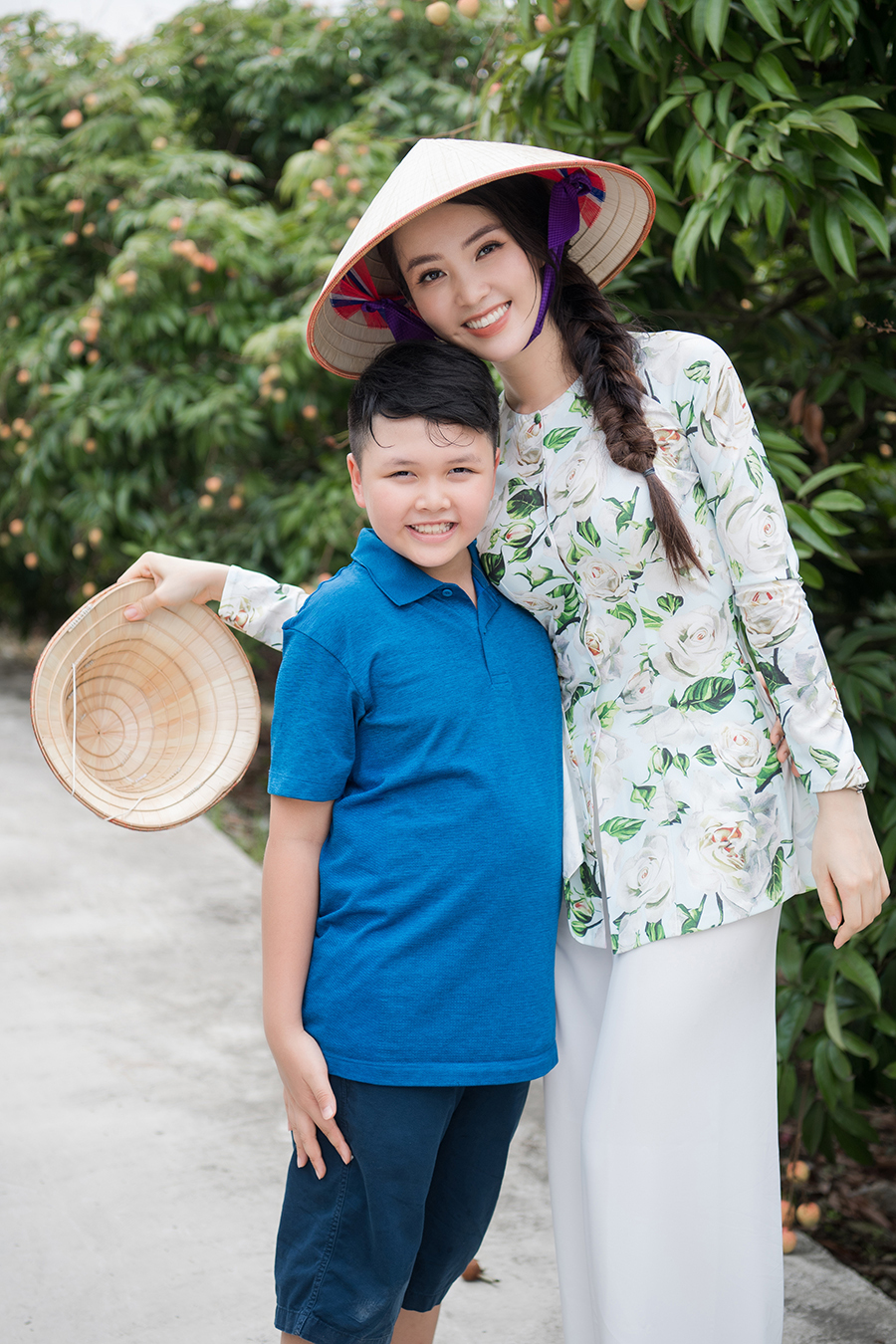 Con trai Thuỵ Vân thử làm nông dân