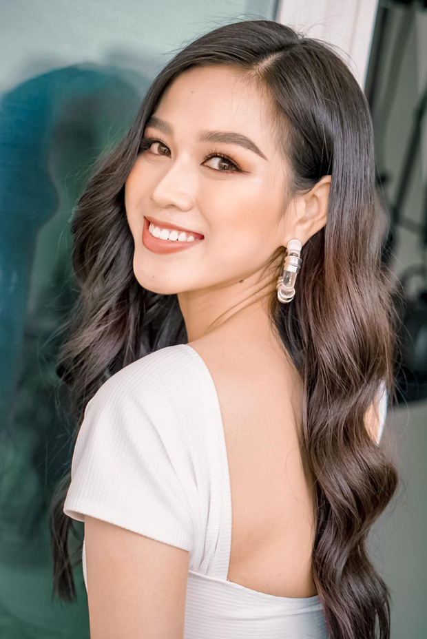 Soi học vấn, trình tiếng Anh của dàn mỹ nhân Việt thi sắc đẹp quốc tế từ nay đến cuối năm: Nhiều người xuất sắc hơn cả Khánh Vân