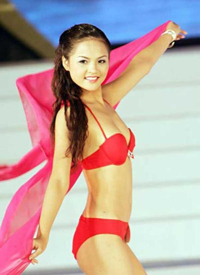 Thy ‘Hương vị tình thân’ tung ảnh bikini thời thi Hoa hậu Việt Nam và tiết lộ bất ngờ